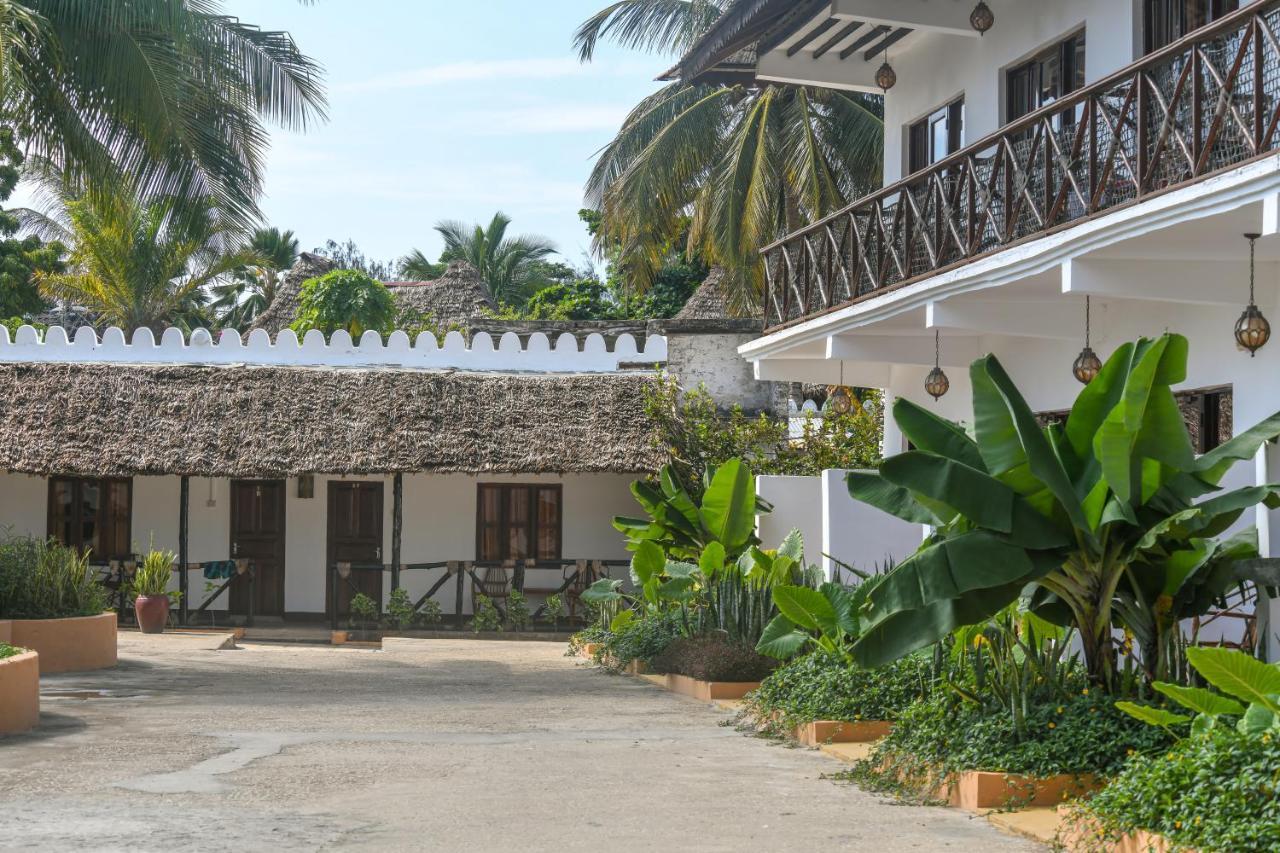 Amaan Beach Bungalows Nungwi Exterior photo