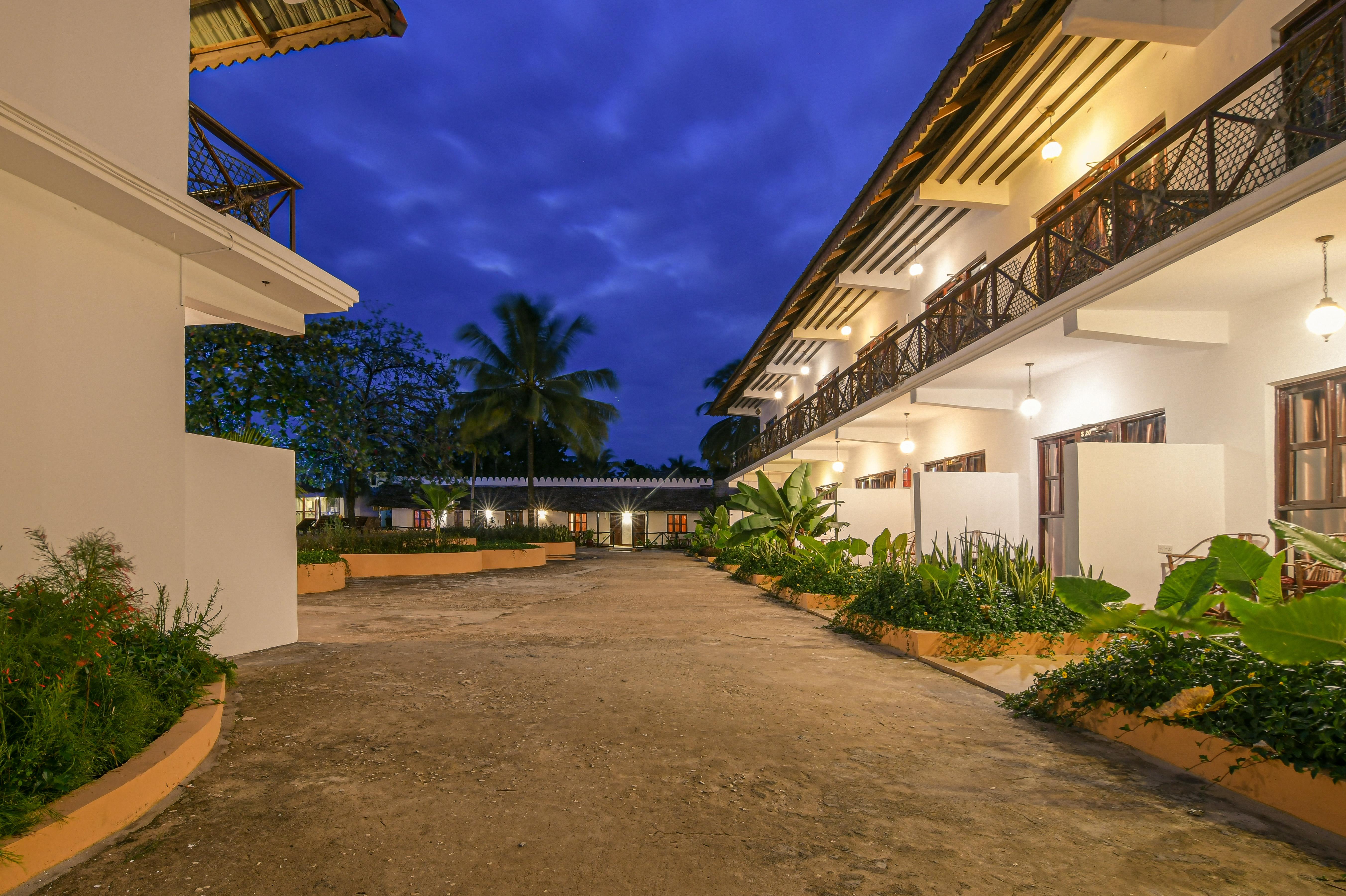 Amaan Beach Bungalows Nungwi Exterior photo