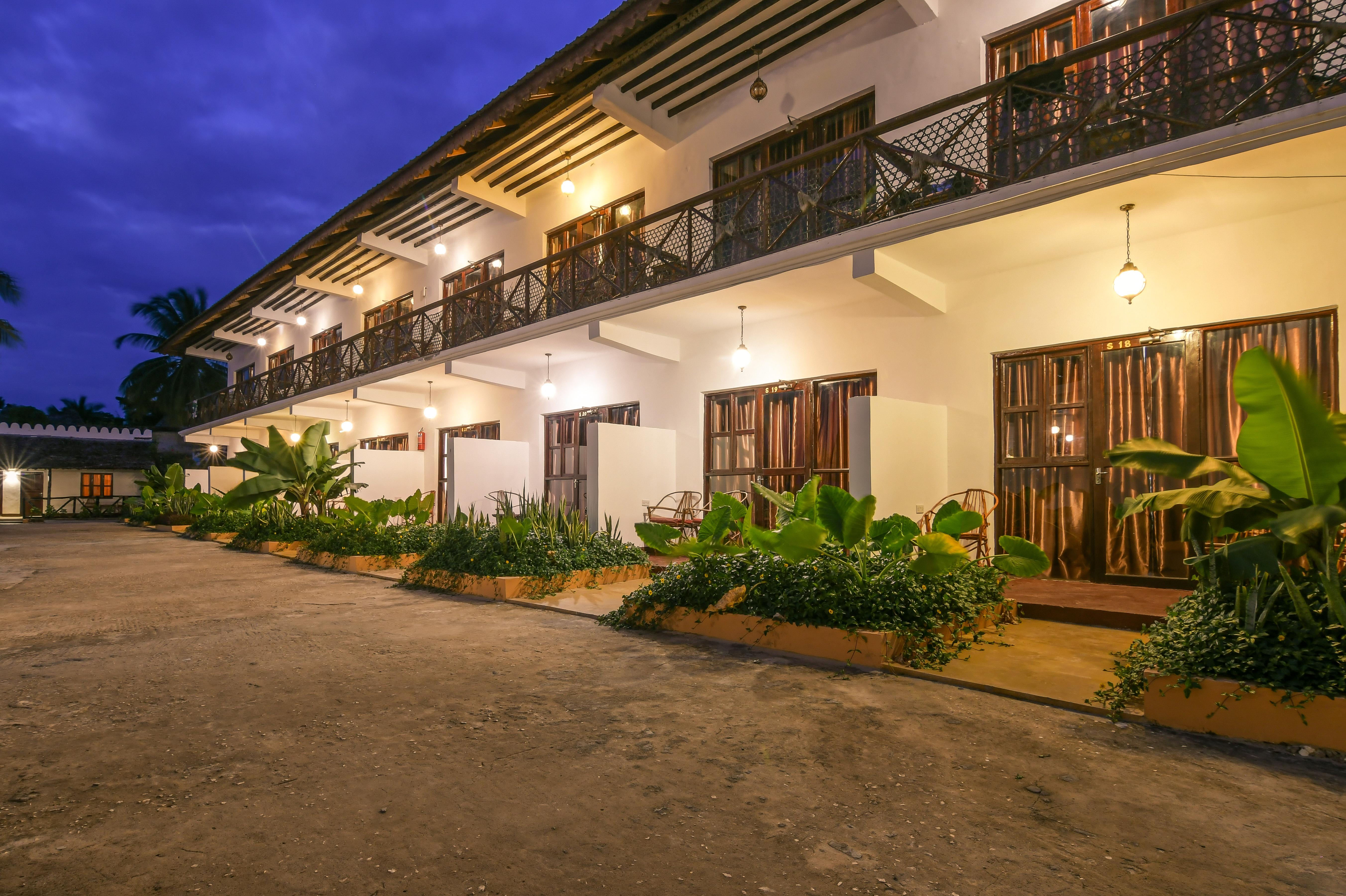 Amaan Beach Bungalows Nungwi Exterior photo